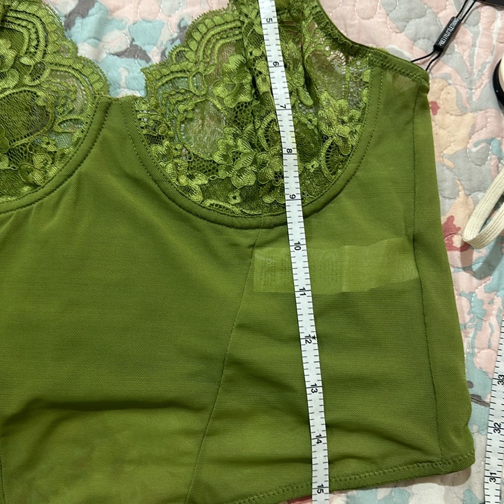 NWT Pretty Little Thing Green Khaki Lace Mesh Mix Tie Strap Corset Size 8 - Picture 8 of 8